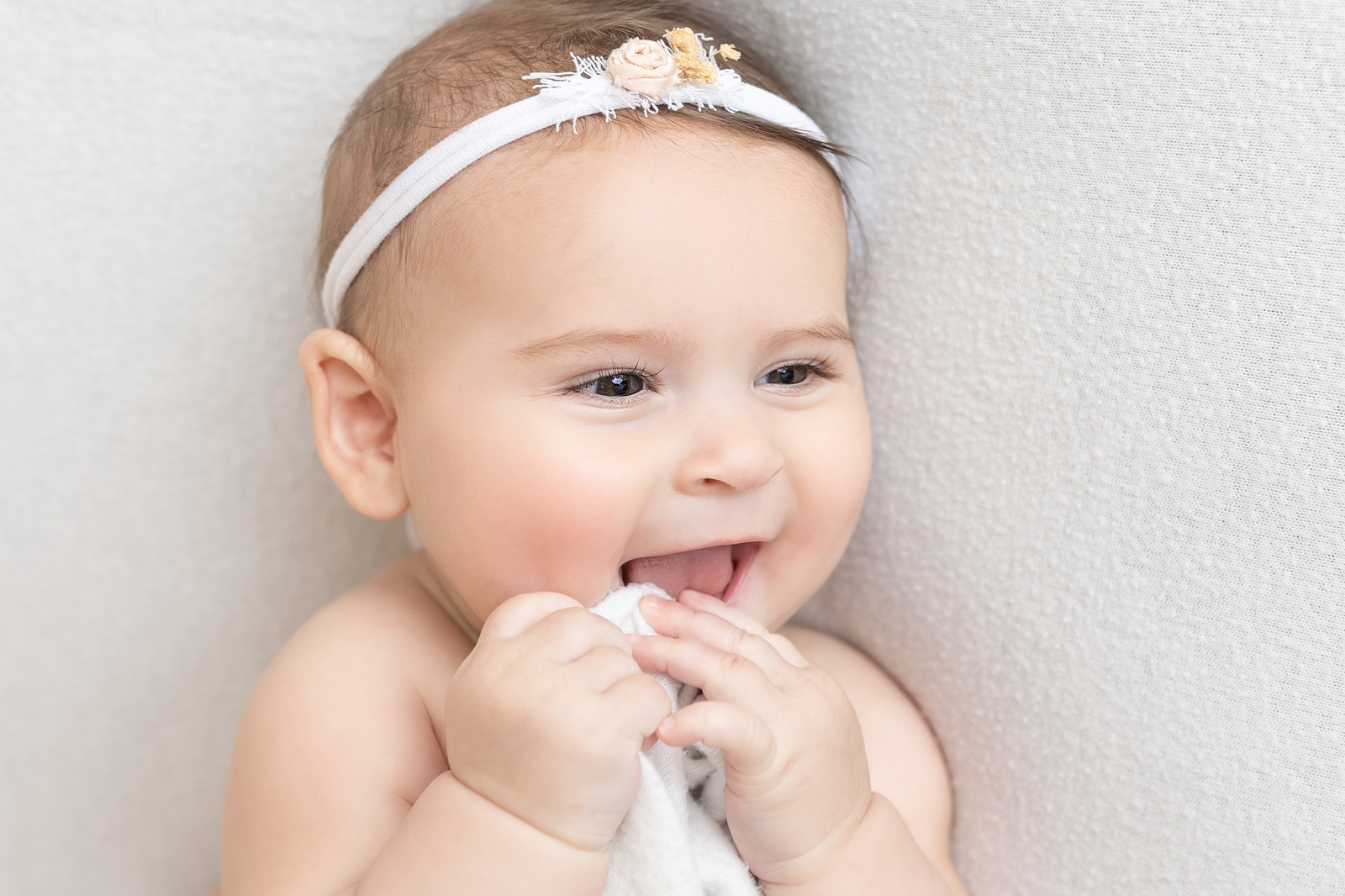 5-Month-Old-Carrie-Pfister-02 5 month old baby milestone smiling