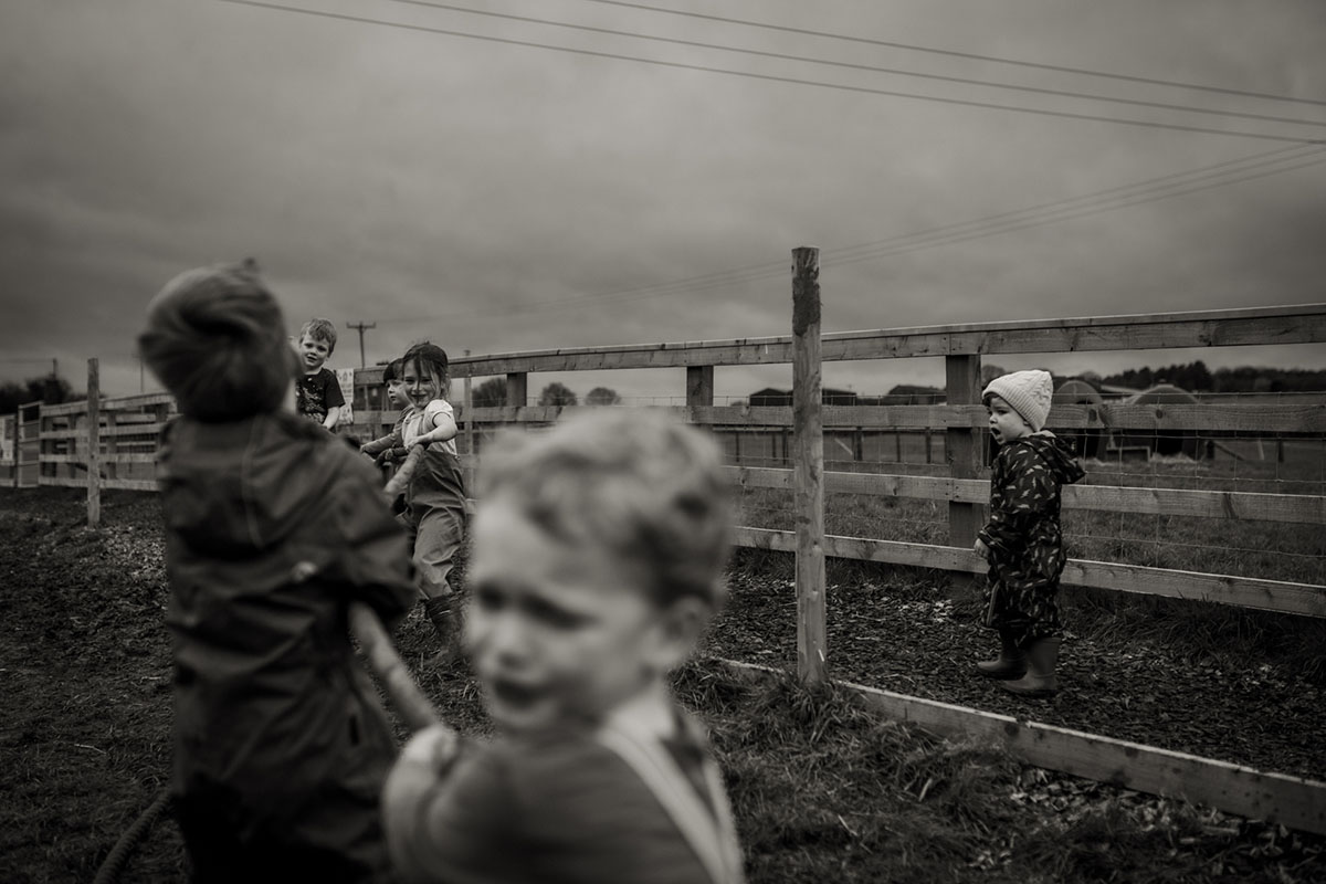 509-children_cross_j_9