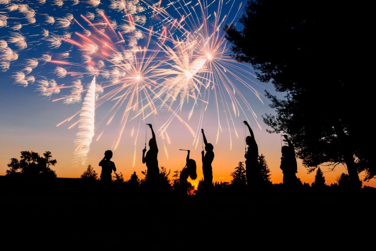 The ultimate guide to photographing fireworks like a pro