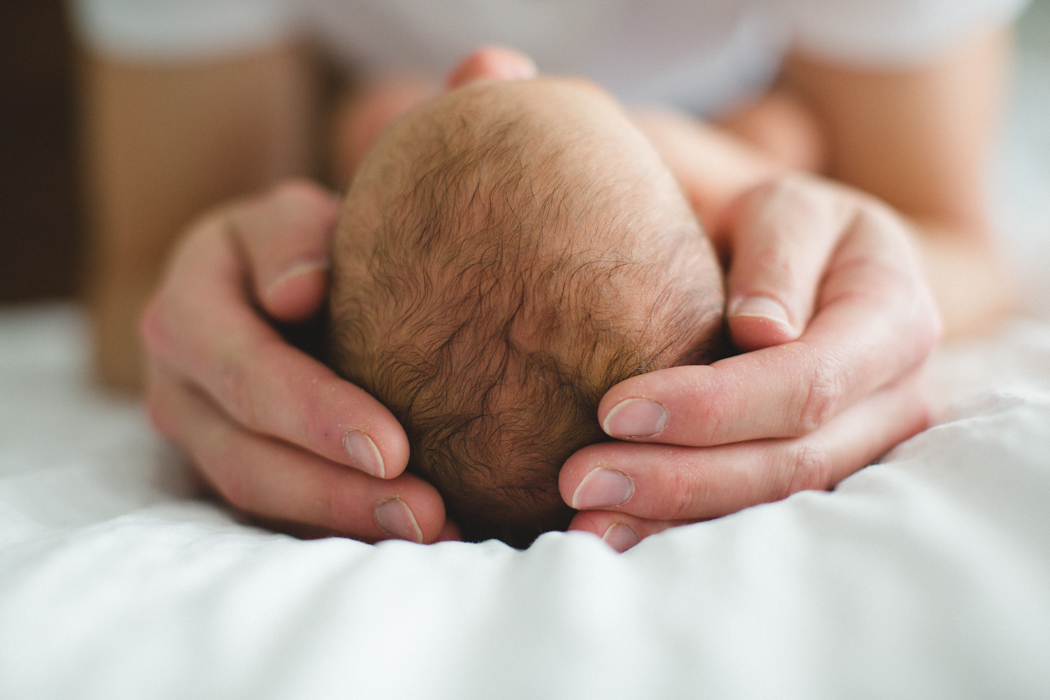 kelsy-nielson-simple-beautiful-newborn-session-11