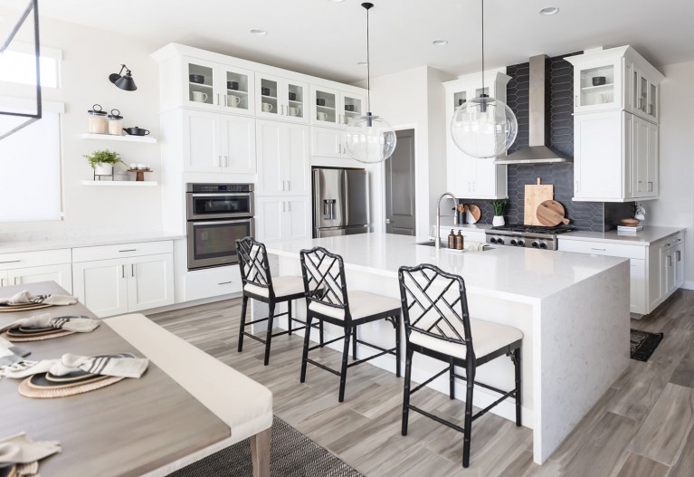 How to photograph interiors for real estate or designers