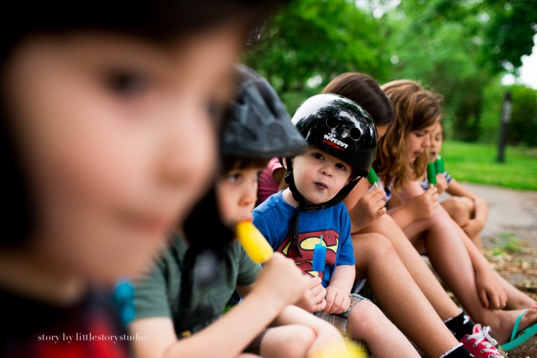 picture of kids eating popsicles by Andrea Moffatt