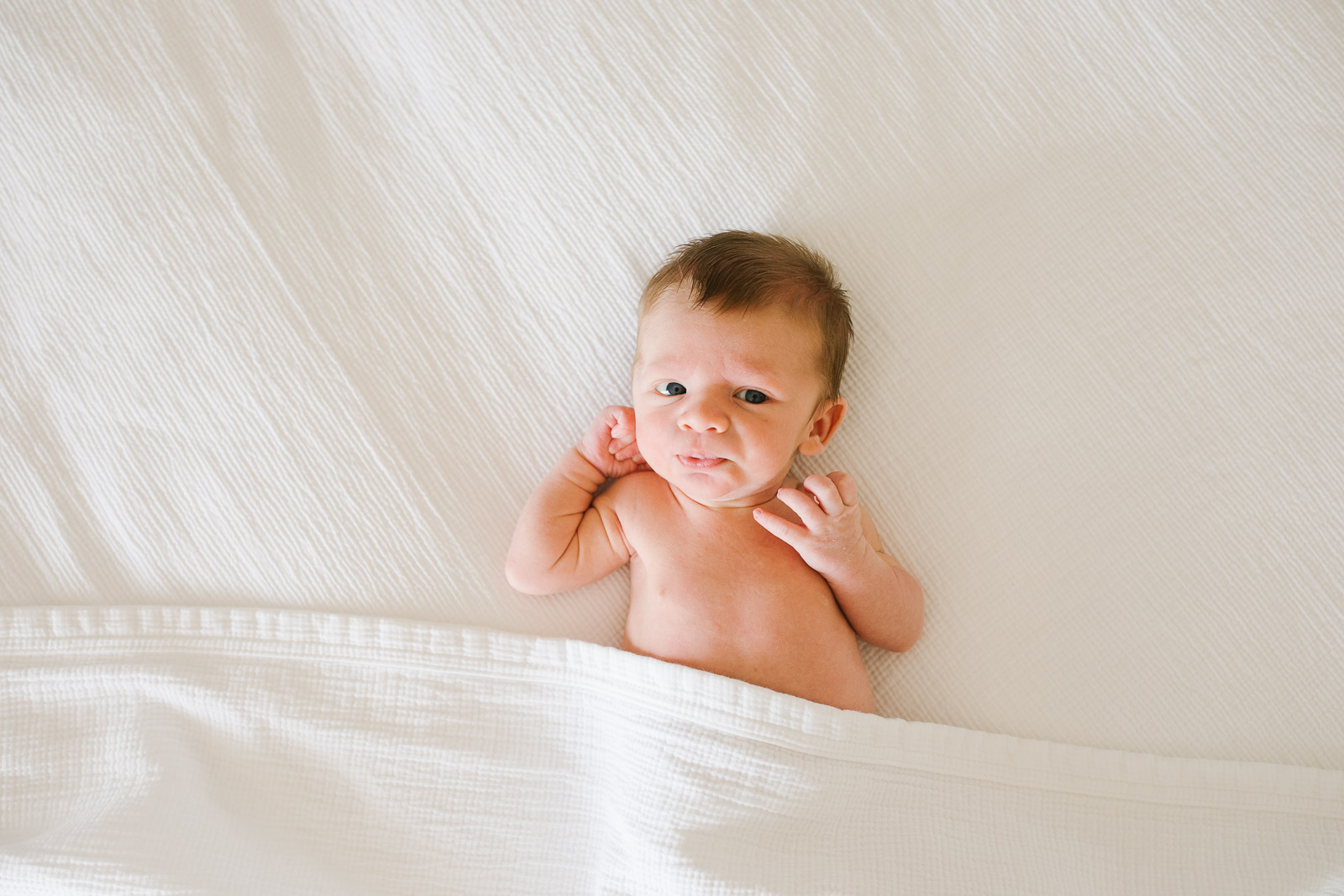 Tarah Beaven Photography-minimalism-newborn Minimalism can maximize creativity for photographers